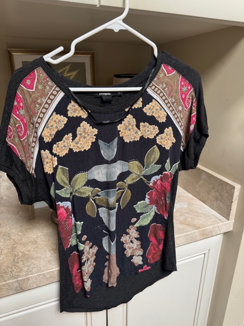 Vintage Desigual Black Short-Sleeve Scoop Neck Tee with Red & Green Floral Motif